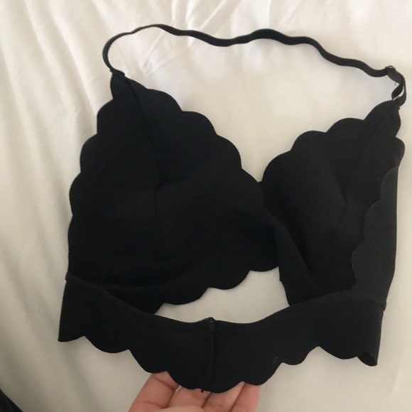 Bralette Bundle (Victoria’s secret, and unknown) - Picture 6 of 6